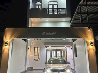 Nhà 1 trệt 2 lầu đã hoàn công,dx 59 phú mỹ,gần trường học vài bước chân