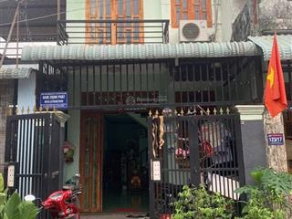 Nhà lầu triệt xe hơi gần bệnh viện dĩ an giá 2 tỷ 790 triệu