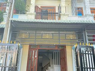 Nhà lầu gần nhà thờ dĩ an giá 3 tỷ 800 triệu