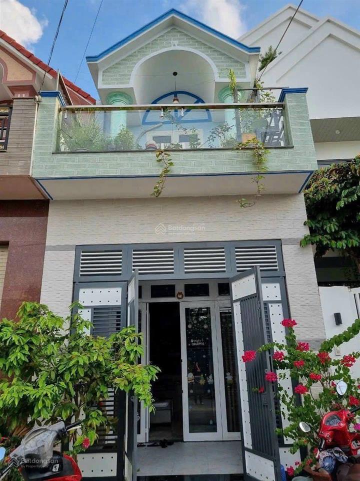 Nhà lầu giá rẻ gần siêu thị bigc giá 4 tỷ 250 triệu