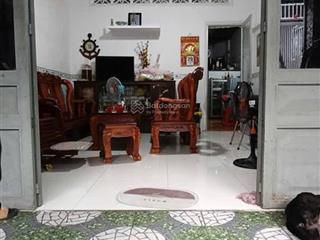 Nhà cấp 4 sổ hồng riêng gần cổng chào dĩ an giá 2 tỷ 790 triệu