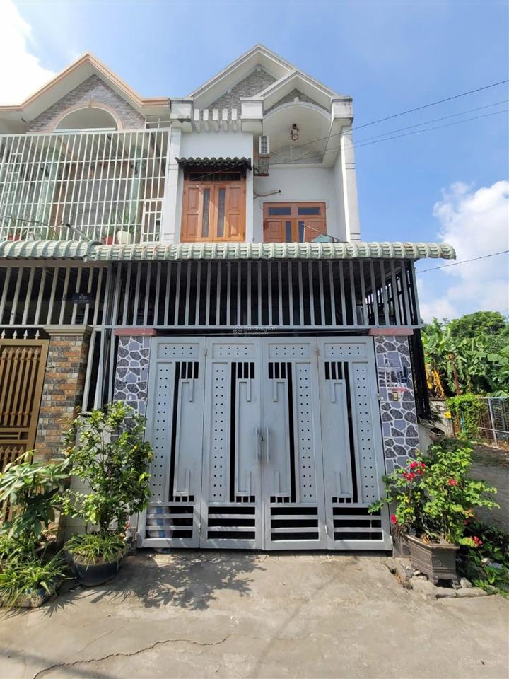Nhà lầu triệt gần bệnh viện dĩ an giá 3 tỷ 450 triệu