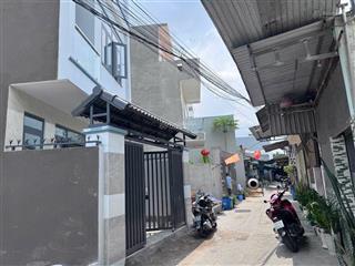Nhà 3 lầu gần chợ xóm vắng giá 3 tỷ 450 triệu