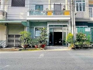 Nhà 3 lầu gần quốc lộ 1k giá 4 tỷ 990 triệu tl