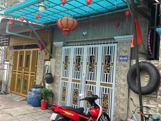 Nhà lầu đường 8m gần ngã ba ông xã giá 3 tỷ 690 triệu tl