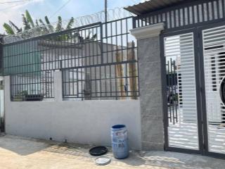 Bán 2 căn nhà cấp 4 dt 153m2 ngang 9m sát big c. giá 5 tỷ 500 triệu