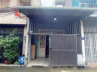 Nhà cấp 4 gác lửng gần bệnh viện dĩ an giá 2 tỷ 550 triệu