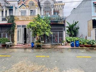 Nhà lầu đường 8m thông thoáng gần ngã tư chiêu liêu giá 3 tỷ 890 triêu