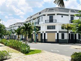 Nhà phố xây sẵn 3,4 tỷ tại tpm bình dương, chiết khấu 3%, có hỗ trợ vay 70%
