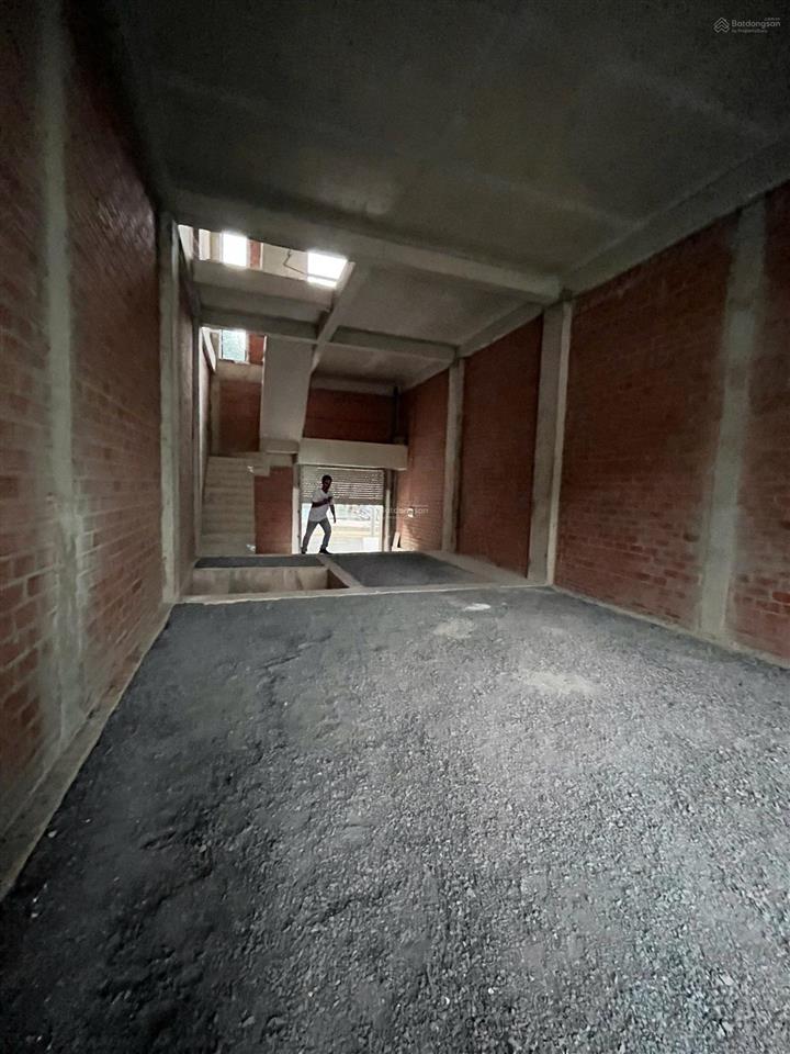 Hàng đầu tư cực tốt, shophouse 2 mặt tiền đường vành đai 4, ngay đh việt đức