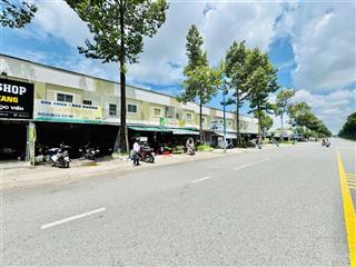Nhà vừa ở vừa cho thuê, gần quốc lộ 13  sổ riêng  giá tốt bất ngờ!