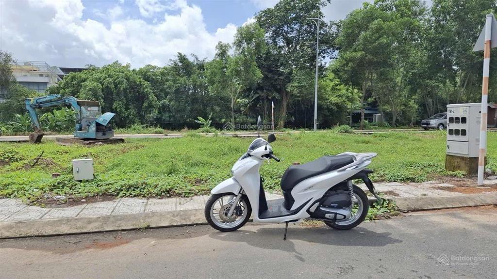 Bán gấp đất 2 mặt tiền view sông khu tdc bình đức 1, p lái thiêu ~ 72m2 full thổ cư giá 3 tỷ 890 tr