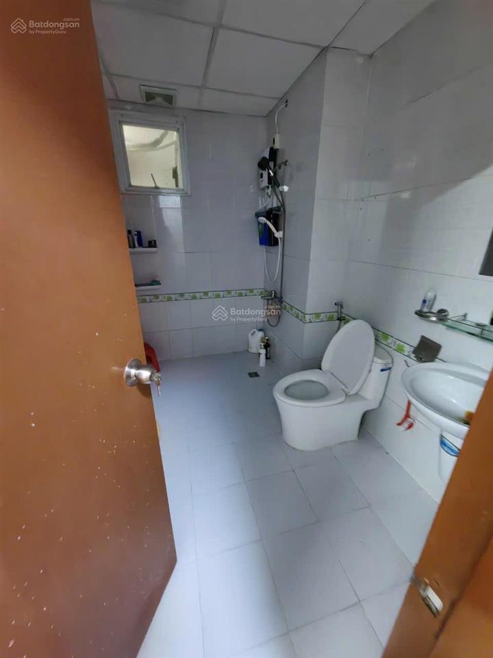 Bán căn hộ thương mại happy city 2pn 80m2 có ban công. giá 2tỷ 55 thương lượng