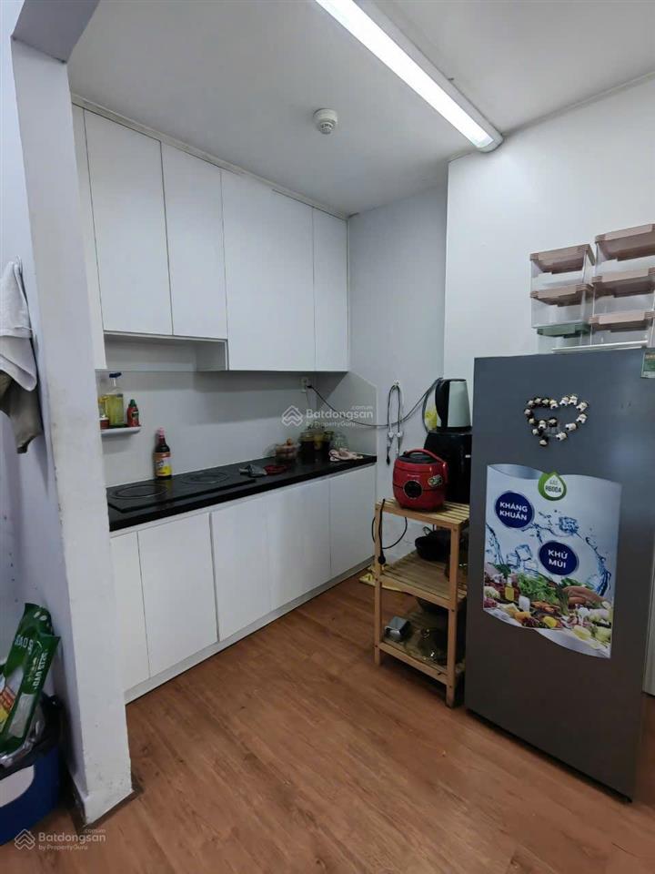 Bán căn hộ thương mại happy city 2pn 80m2 có ban công. giá 2tỷ 55 thương lượng