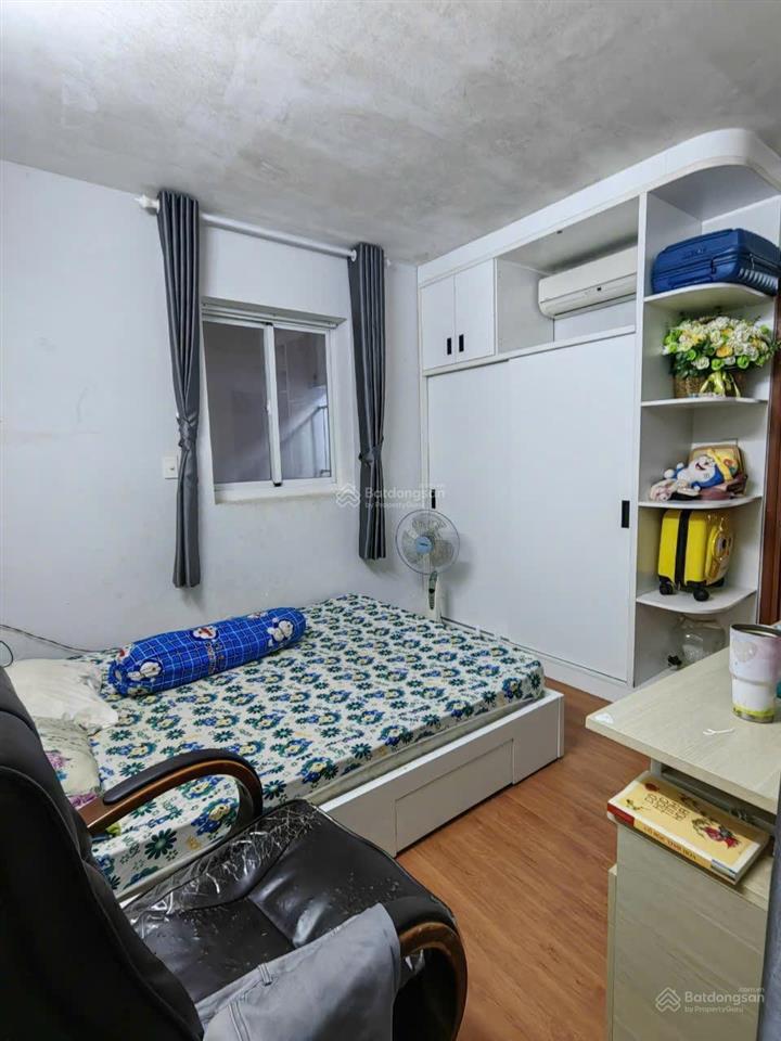 Bán căn hộ thương mại happy city 2pn 80m2 có ban công. giá 2tỷ 55 thương lượng