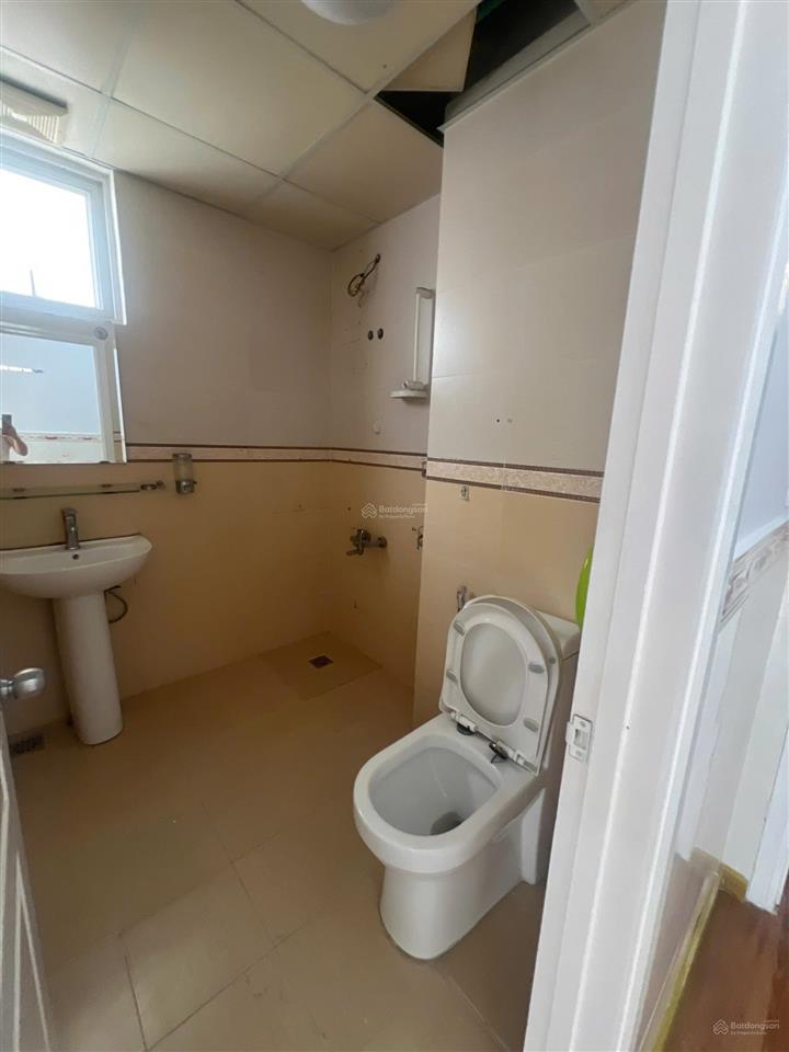 Bán căn hộ thương mại happy city  căn góc 2pn, 2wc  block b  giá 2 tỷ 6 thương lượng