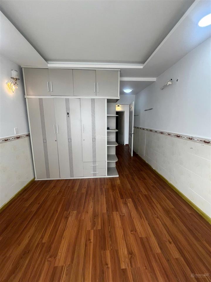 Bán căn hộ thương mại happy city  căn góc 2pn, 2wc  block b  giá 2 tỷ 6 thương lượng