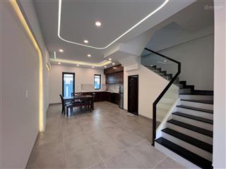 Cho thuê nhà phố suncasa central diện tích rộng rãi, thiết kế hiện đại!