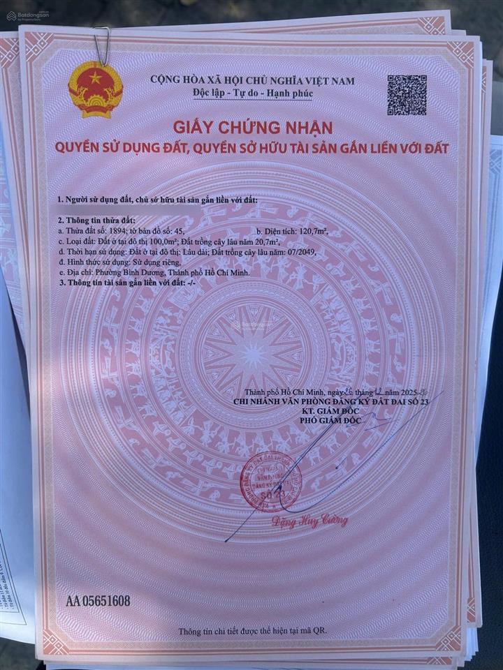 Đất nhánh dx005, cách 30m. dt 5x24m(100m2 thổ cư) giá 2tỷ468tr