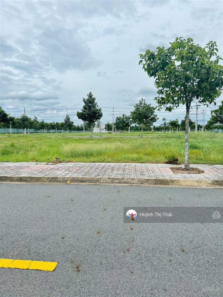 Chủ kẹt tiền bán gấp lô đất kdc nam long 3 bình dương