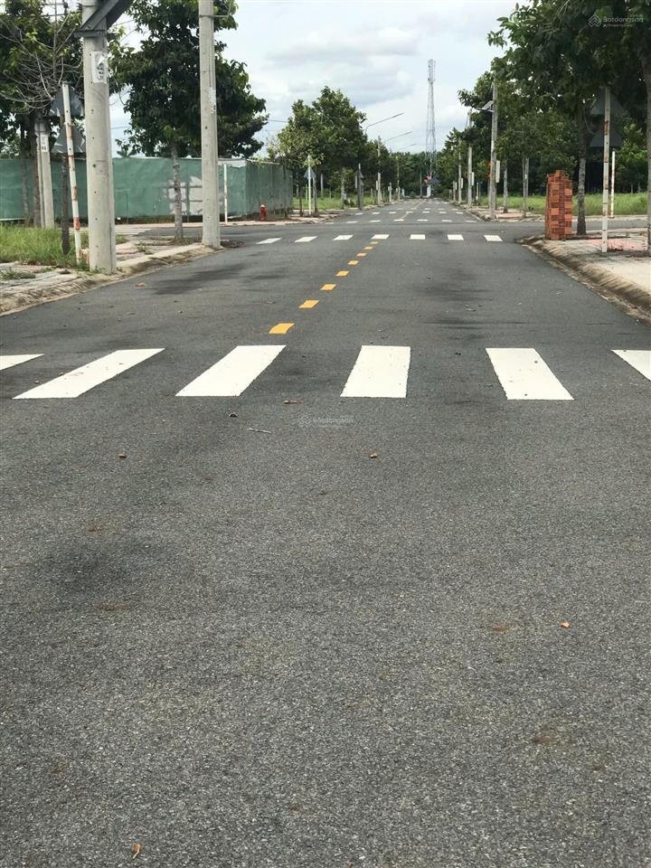 Gấp bán lô đất kdc nam long 3 bình dương