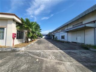 Cần bán lô đất 20 000m2 trong đó có 5.000m2 nhà xưởng trong khu nghiệp bình dương