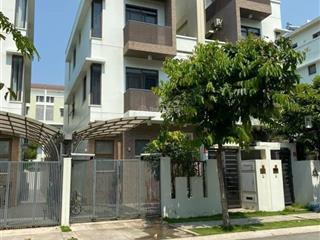 Cho thuê nhà 1 trệt 2 lầu biệt thự midori park tp mới dt 7.5x20m 4pn full nội thất giá 30tr/tháng