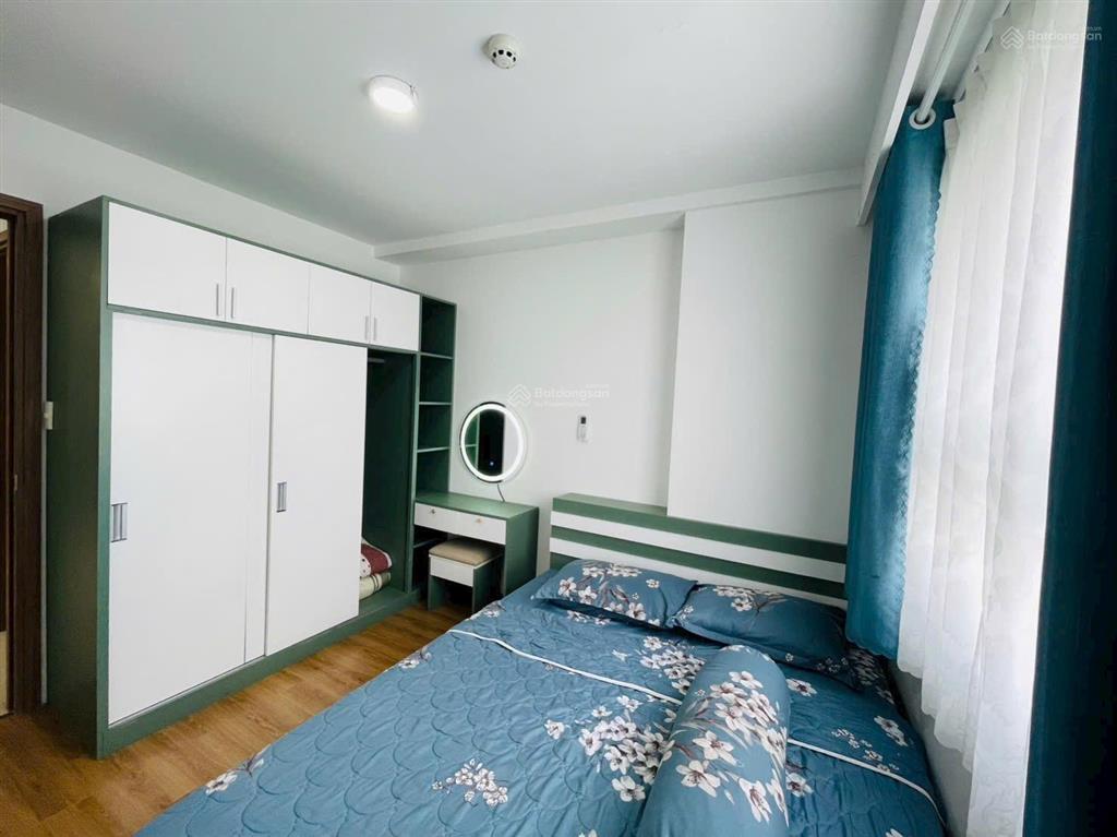 Bán căn hộ the view tp mới 3pn 2wc 74m2 đầy đủ nội thất giá tốt 2.6tỷ full thuế phí