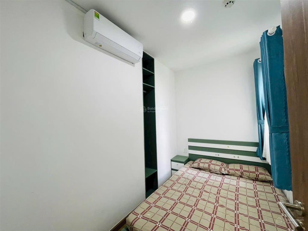 Bán căn hộ the view tp mới 3pn 2wc 74m2 đầy đủ nội thất giá tốt 2.6tỷ full thuế phí