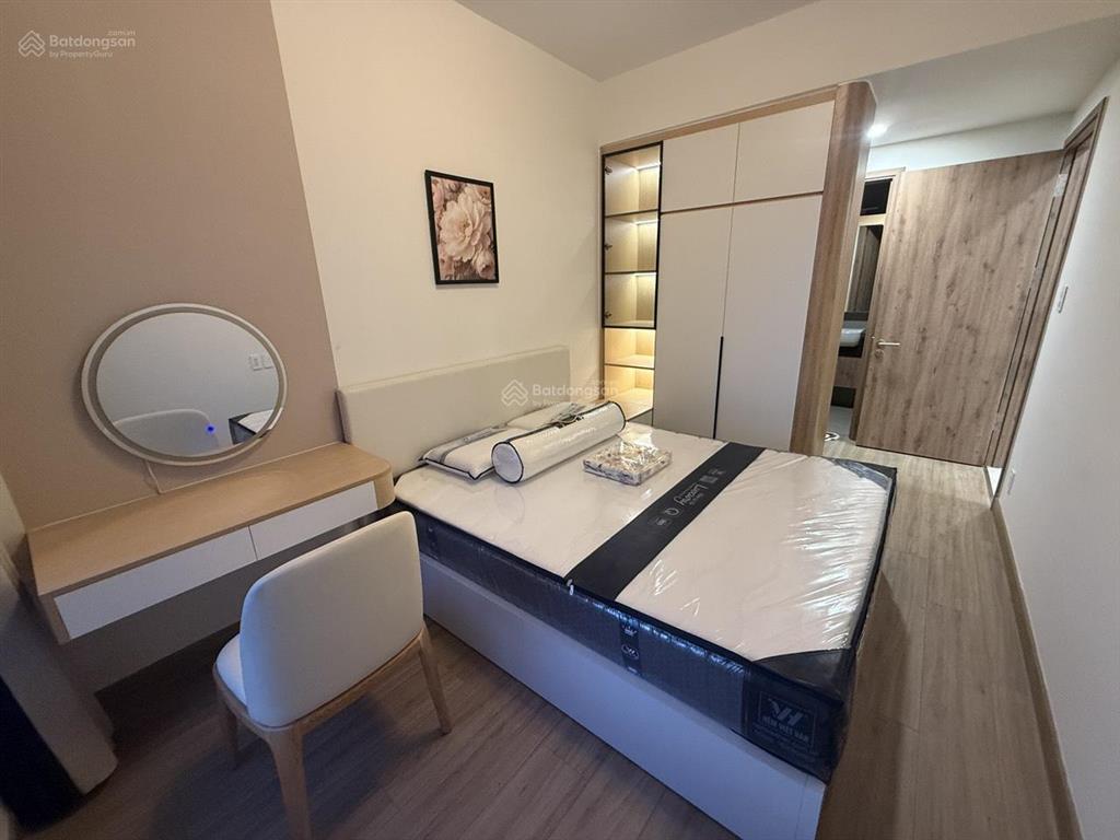 Cho thuê the glory tp mới 2pn  2wc  82m2 view hồ bơi giá thuê 20tr/tháng (bao gồm phí quản lý)