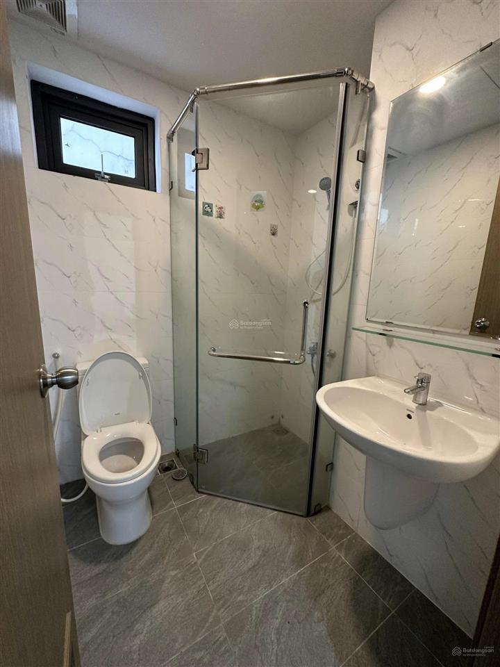 Bán căn hộ happy one vạn xuân mặt tiền ql13 2pn 2wc 54m2 có nội thất giá 1tỷ550 view công viên