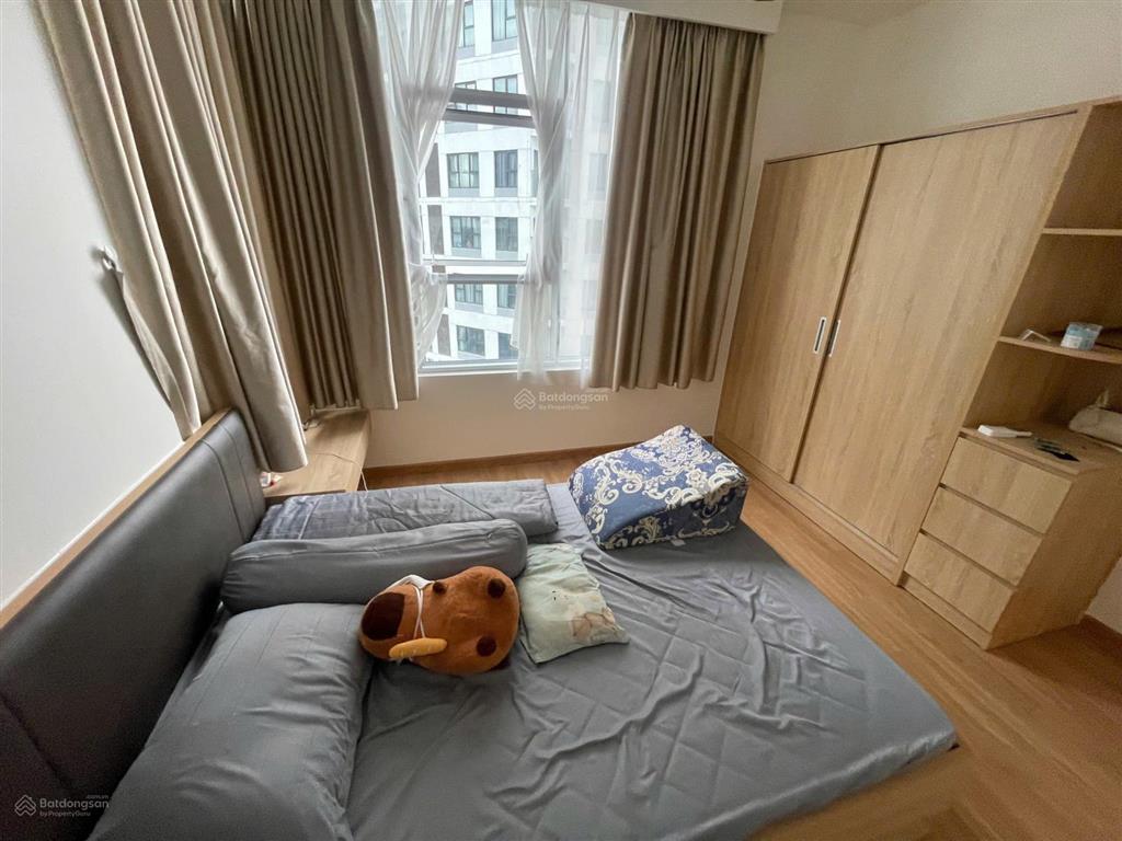 Bán căn hộ sora 1 2pn 2wc full nội thất  tầng cao sổ sẵn giá 2.8 tỷ bao thuế phí