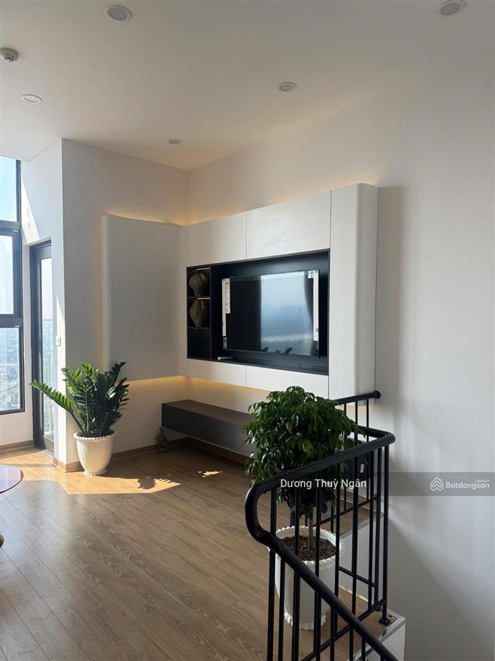 Bán duplex sky oasis ecopark  view sông hồng  57,84m2  giá 3,880 tỷ (bao phí)