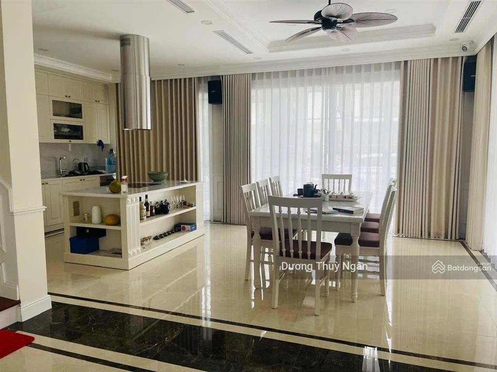 Chính chủ bán biệt thự ecopark diện tích sổ 302m2, thực tế dt ~420 m², 5pn, nội thất cao cấp