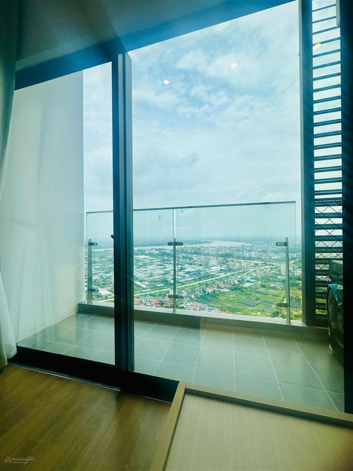 Bán duplex 3pn  2 wc view sông hồng ngắm hoàng hôn, full kính thông tầng, full nội thất