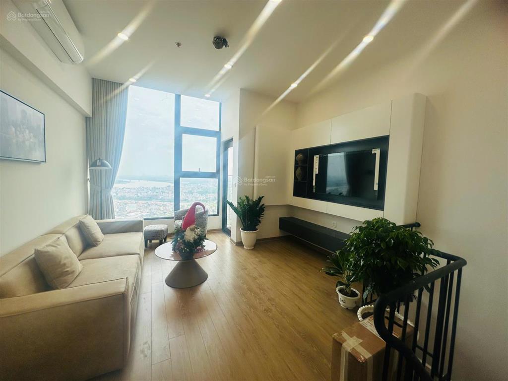 Bán duplex 3pn  2 wc view sông hồng ngắm hoàng hôn, full kính thông tầng, full nội thất