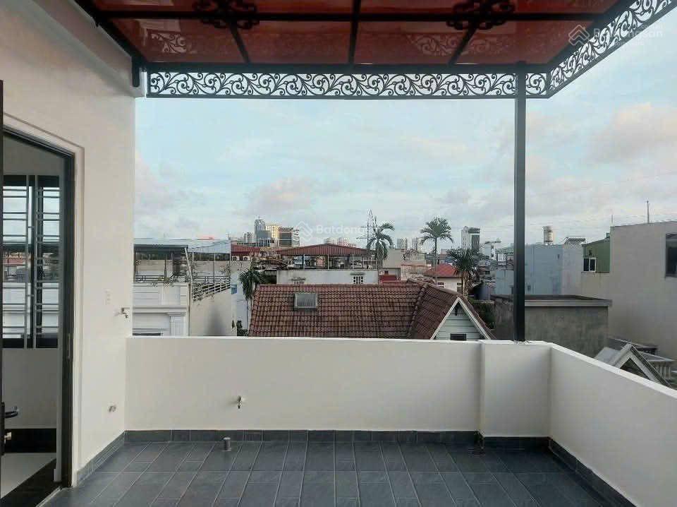 Bán nhà mặt ngõ đường đà nẵng, ngô quyền xây mới 4 tầng