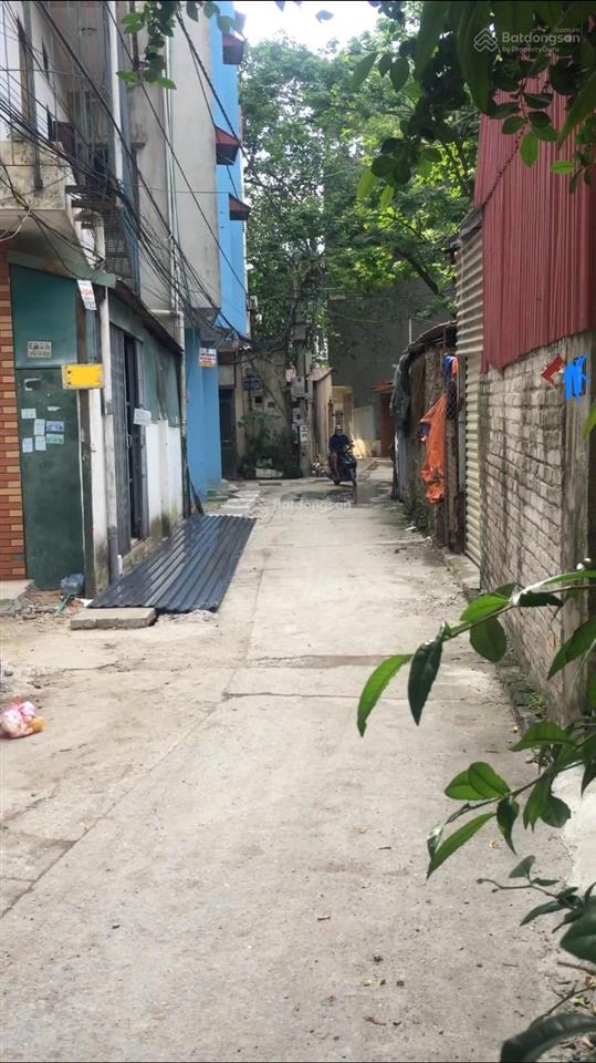 bán nhanh mảnh đất phường đại mỗ 60 m2, mt 8m, vị trí đẹp , oto vào tận đất , giá chỉ 9.995 tỷ