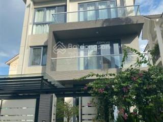 Chính chủ cần bán biệt thự 6b intresco, nội thất mới đẹp, 1 hầm 3 lầu, giá 32 tỷ,  0908 444 ***