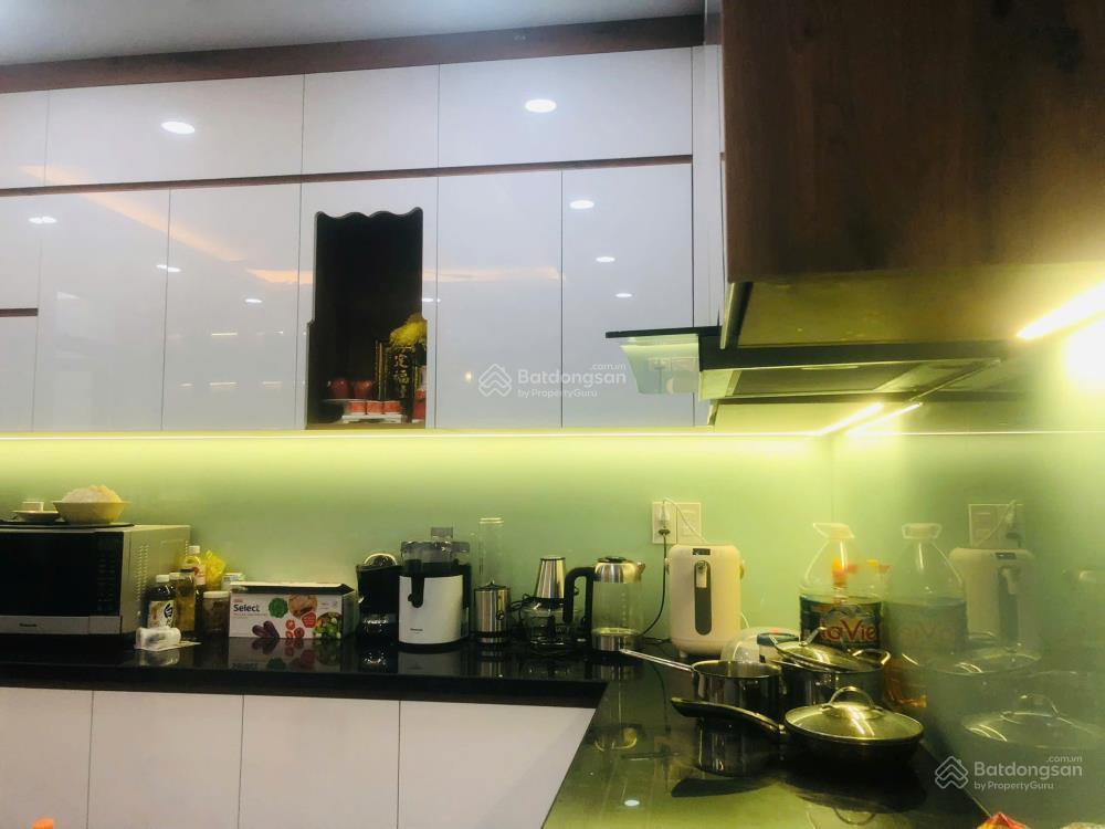 Bán nhà đại phúc 5x22m nhà mới đẹp có thang máy, đường 18m nội thất cao cấp,  0908 444 ***