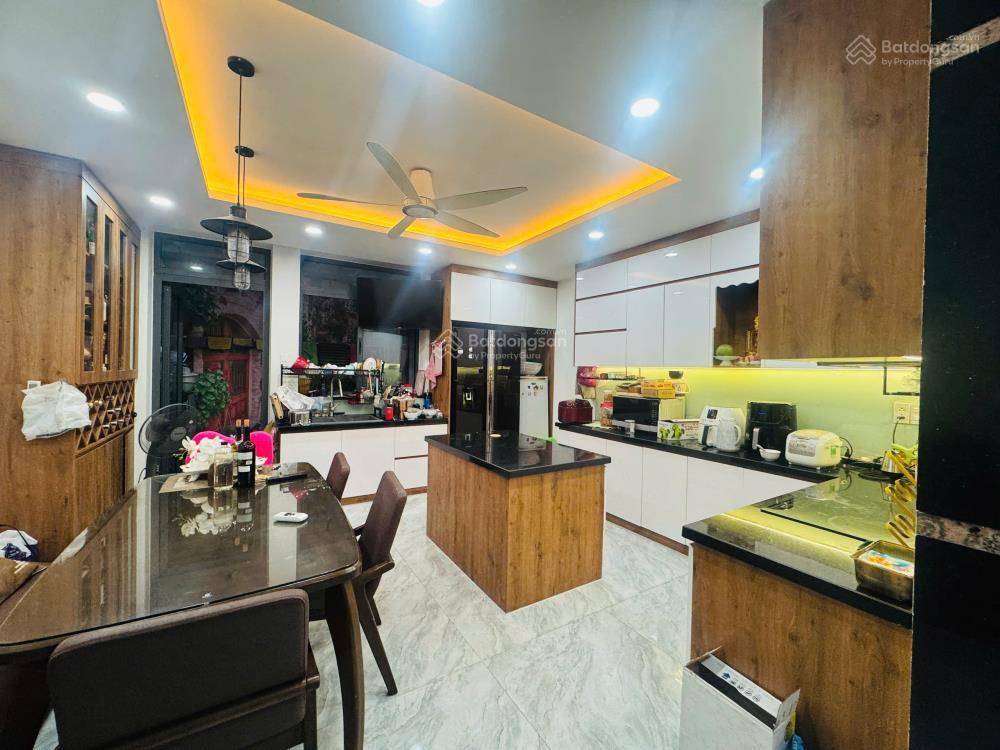 Bán nhà đại phúc 5x22m nhà mới đẹp có thang máy, đường 18m nội thất cao cấp,  0908 444 ***