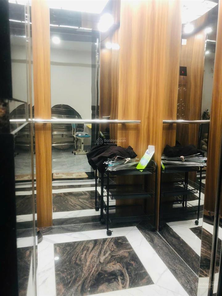 Bán nhà đại phúc 5x22m nhà mới đẹp có thang máy, đường 18m nội thất cao cấp,  0908 444 ***