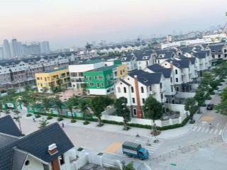 Bán biệt thự đơn lập mặt tiền 16m. cách siêu thị aeon hà đông 1km. giá 140tr/m2.  0975 159 ***