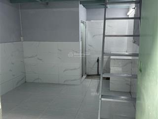 Phòng trọ máy lạnh 2.5tr  quốc lộ 13  sát tp thủ đức  ít phòng