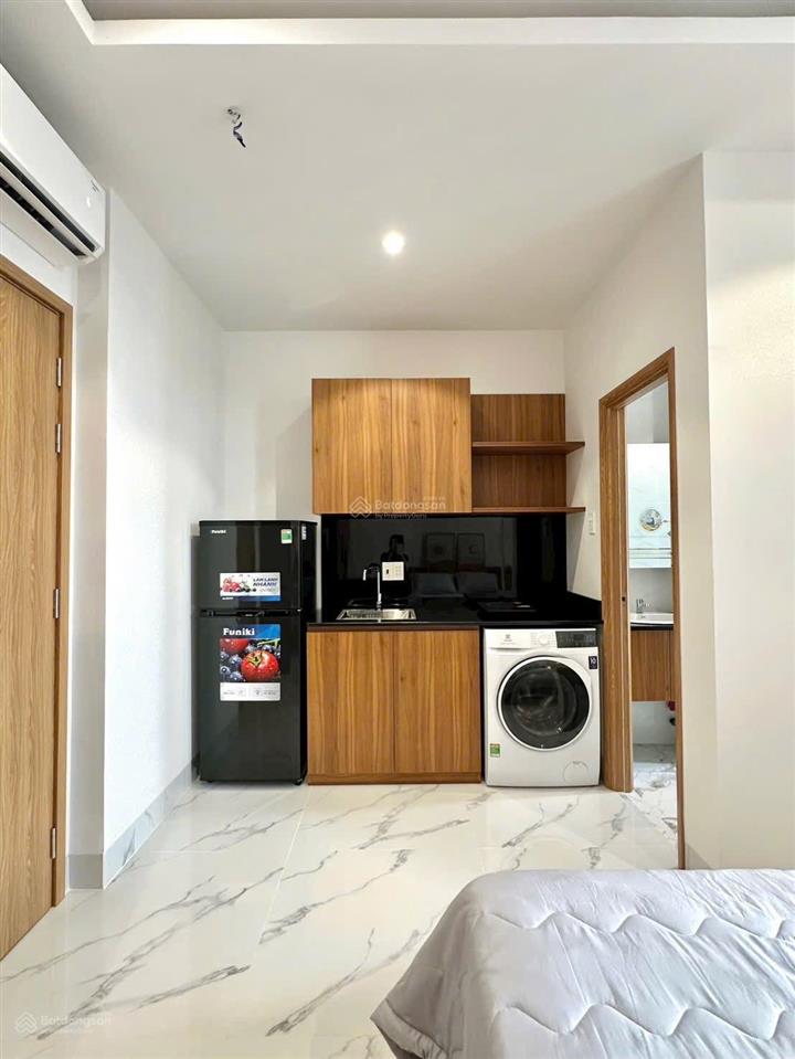 Bán chdv  bình trưng tây, 5 tầng, 7 phòng ngủ. thu nhập 45tr. giá 11.2tỷ.  0911 777 ***