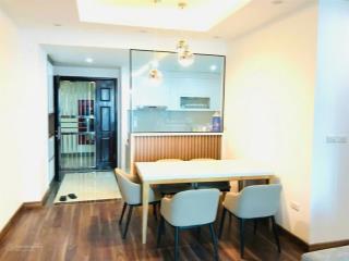 Cho thuê căn hộ 3 ngủ đầy đủ nội thất tòa n03t1