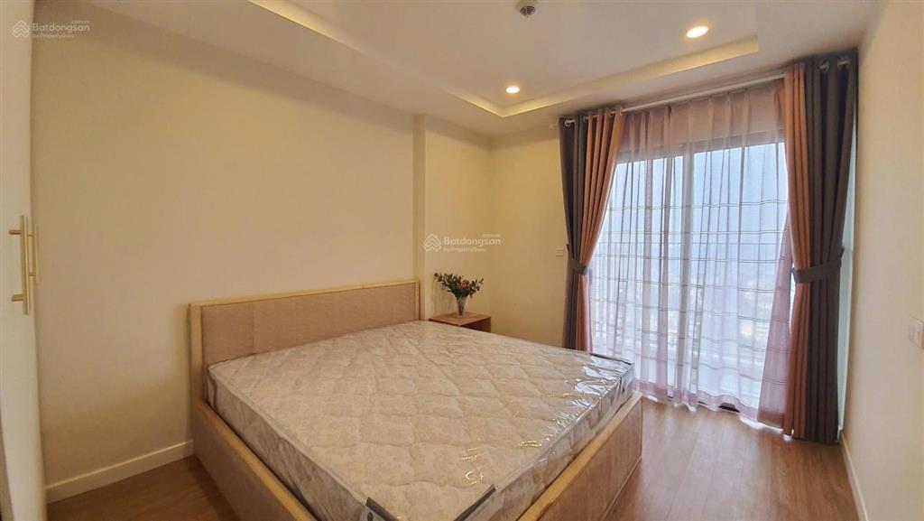 Bán căn hộ kosmo 2 ngủ 2 vệ sinh view hồ tây