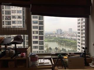 Bán căn hộ n03t2 2 ngủ 85m2 view hồ điều hoà tầng trung