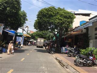 Bán nhà mt kinh doanh đầu đường 7, phước bình, 4x22m, giá 10 tỷ.  0919 451 *** bình