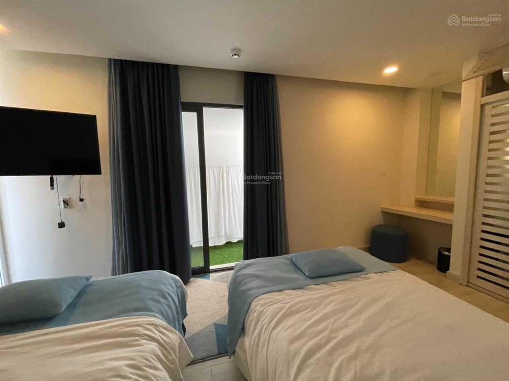 Chủ đi định cư, cần bán gấp duy nhất 1 căn oce dưới giá thị trường 20%. full nội thất  0912 712 ***